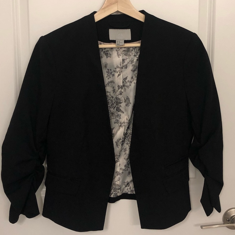 Cropped Blazer